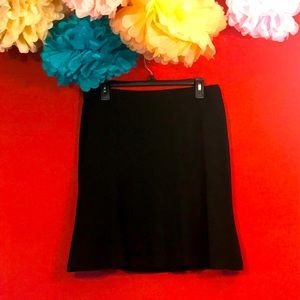 H&M BLACK SKIRT